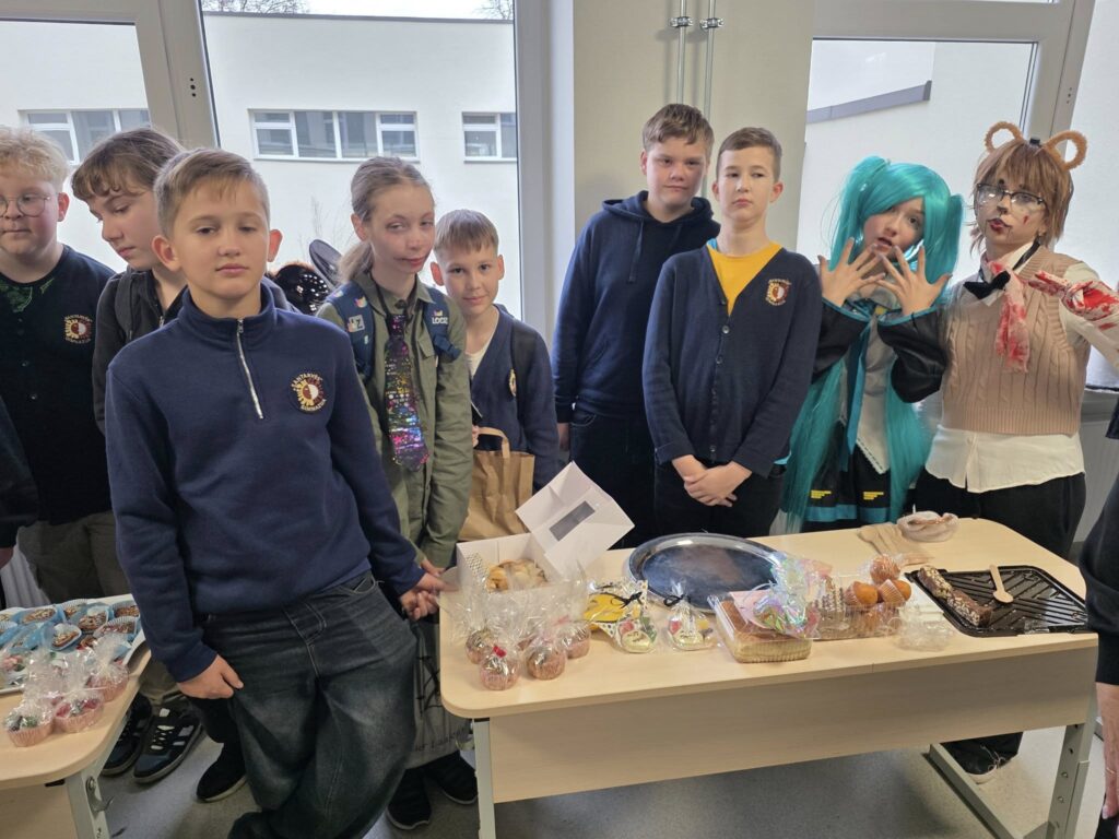 Pyragų diena gimnazijoje – su šiluma ir gerumu