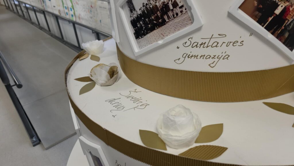 445b6208-23cb-43cf-a3ce-6aa1e4028723