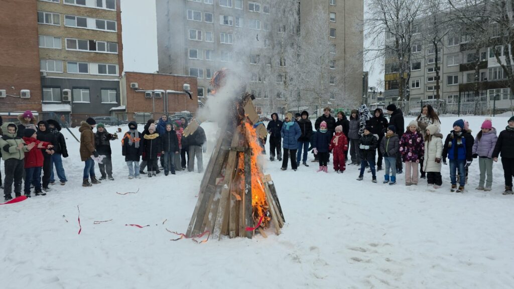 Užgavėnių šventė gimnazijoje